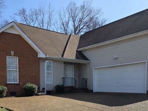 154 Homestead Pl, Hendersonville, TN 37075