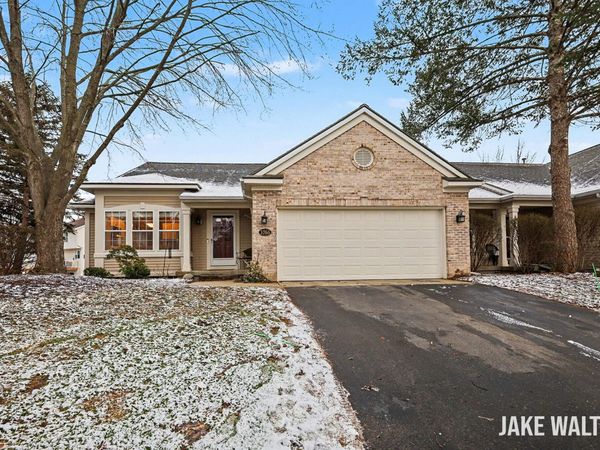 3766 Old Elm Drive SE, Grand Rapids, MI 49512