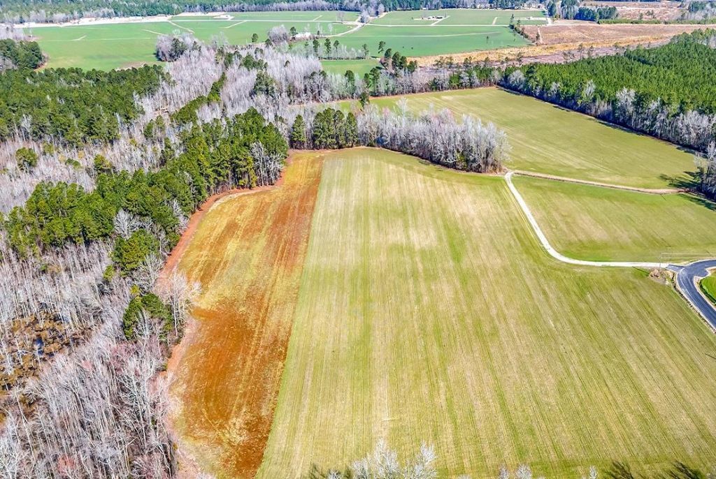 4633 Grainger Circle Photo 12