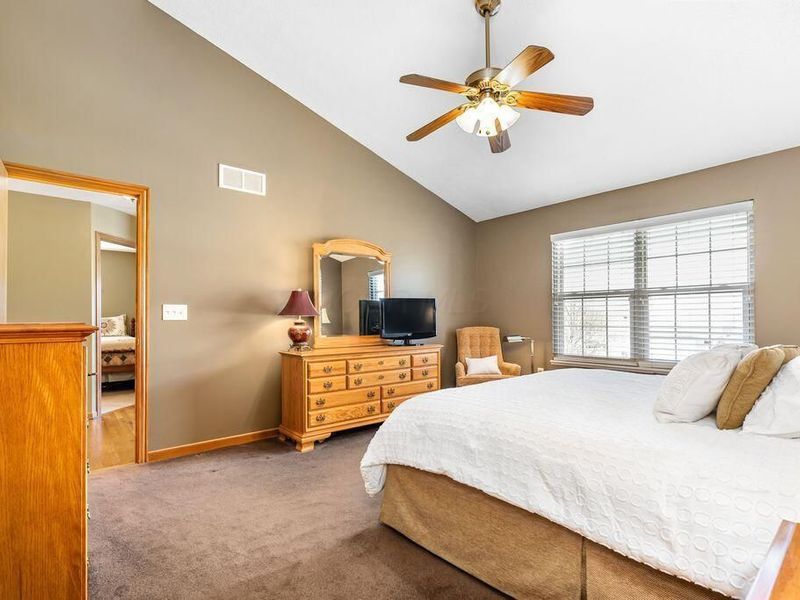 8145 Reynoldswood Drive, Reynoldsburg, OH 43068 Photo 16