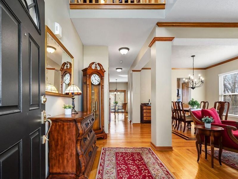 8145 Reynoldswood Drive, Reynoldsburg, OH 43068 Photo 2