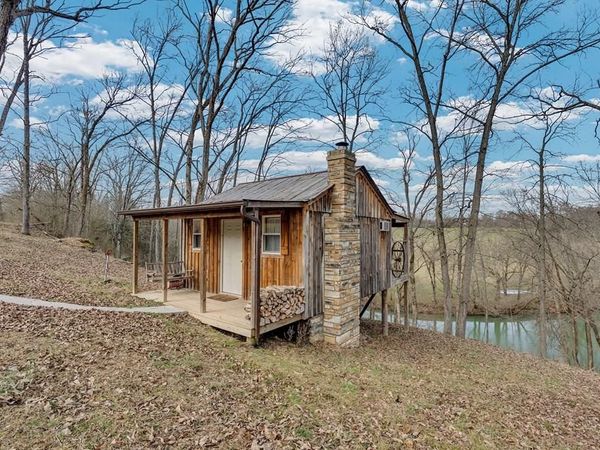 579 Blue Springs Rd, Sparta, TN 38583