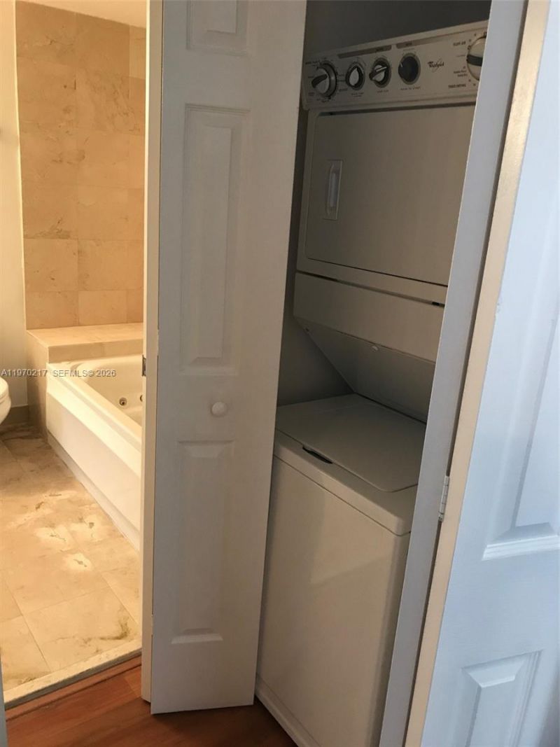 2030 S Douglas Rd, Unit 708, Coral Gables, FL 33134 Photo