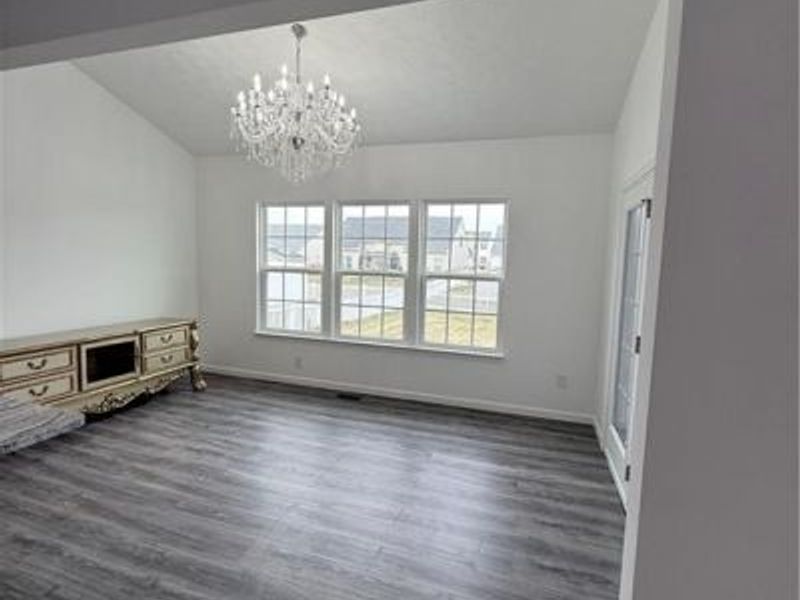 8127 Bushclover Drive, Tipp City, OH 45371 Photo 23