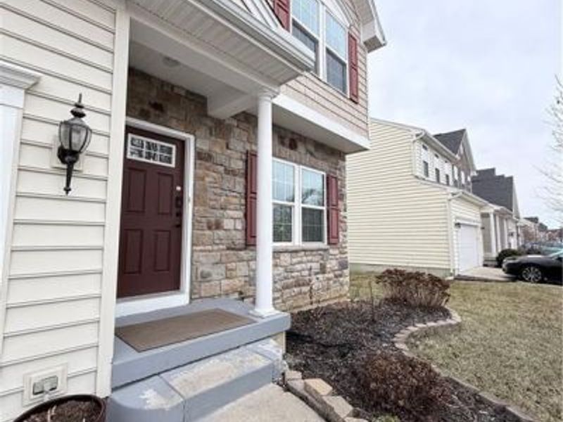 8127 Bushclover Drive, Tipp City, OH 45371 Photo 3