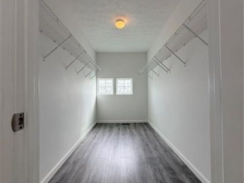 8127 Bushclover Drive, Tipp City, OH 45371 Photo 33