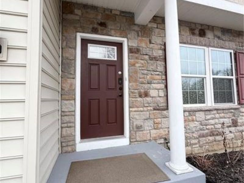 8127 Bushclover Drive, Tipp City, OH 45371 Photo 4