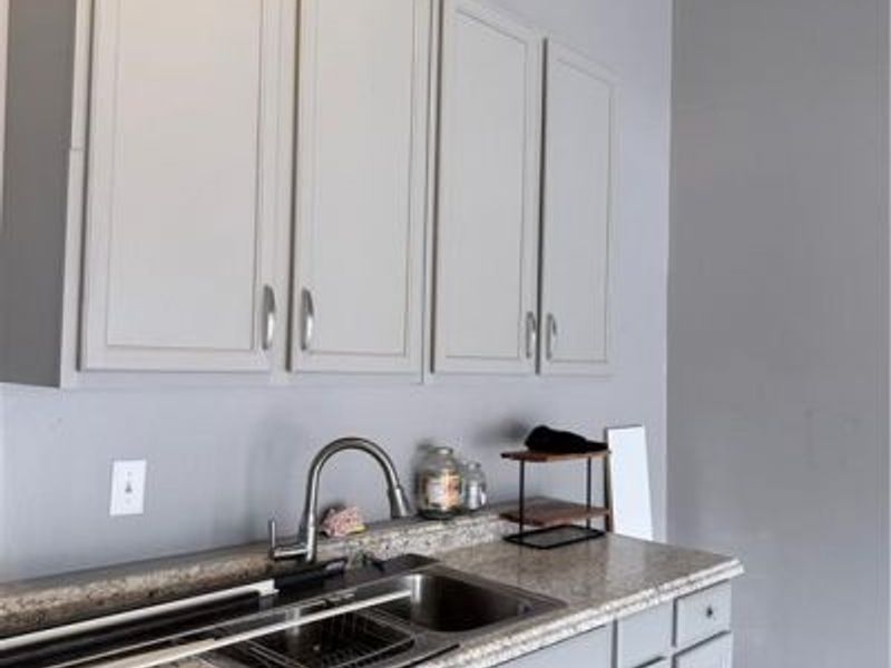 8127 Bushclover Drive, Tipp City, OH 45371 Photo 76