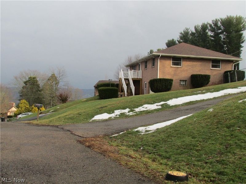 18 Chauncey Street, Steubenville, OH 43952 Photo 2