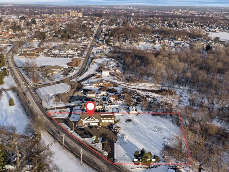 3724 12th Street NW, Canton, OH 44708 Photo 2