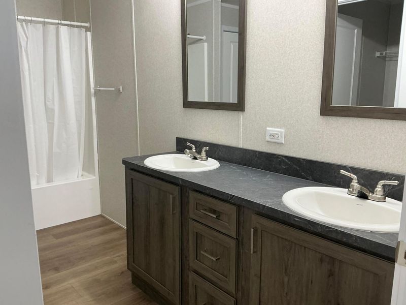 1330 Hanover Road, Unit 8, Delaware, OH 43015 Photo 15