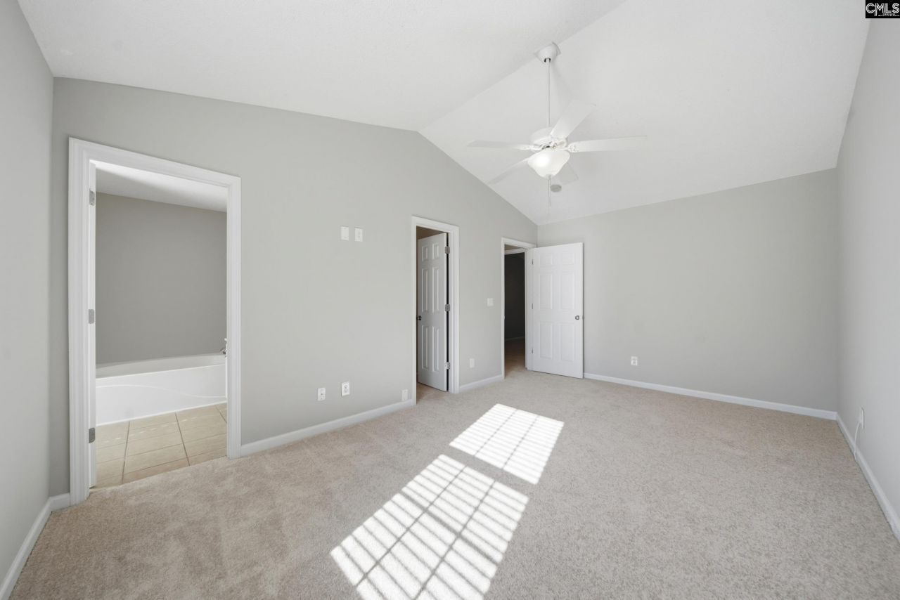 102 Tuscany Court  Photo 11