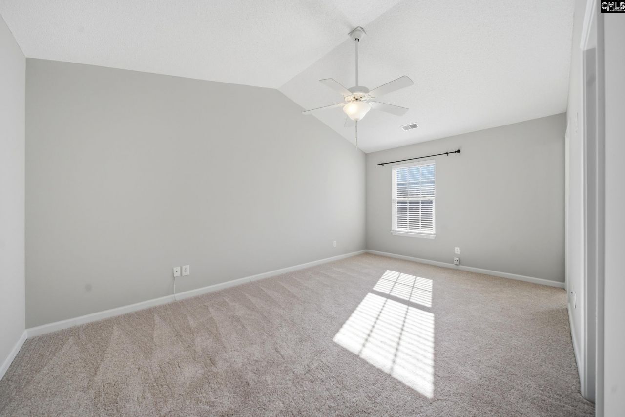 102 Tuscany Court  Photo 12