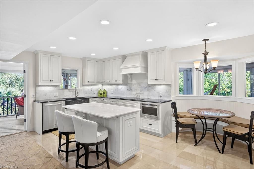 205 Daniel Dr, Sanibel, FL 33957 Photo