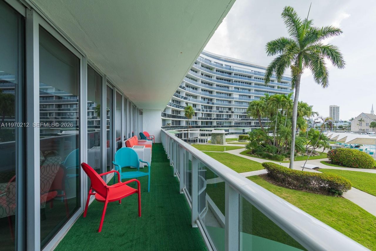 900 Bay Dr, Unit 224, Miami Beach, FL 33141 Photo