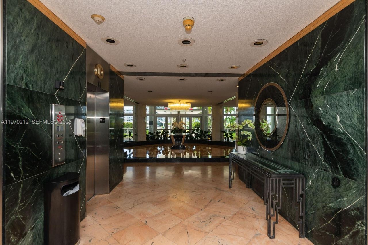 900 Bay Dr, Unit 224, Miami Beach, FL 33141 Photo