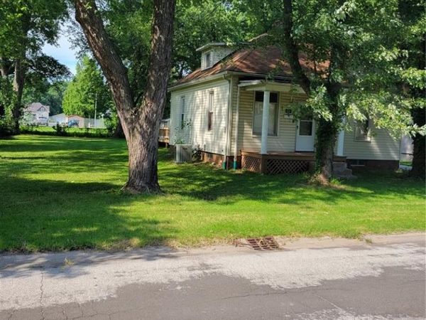839 Prickett Avenue, Edwardsville, IL 62025