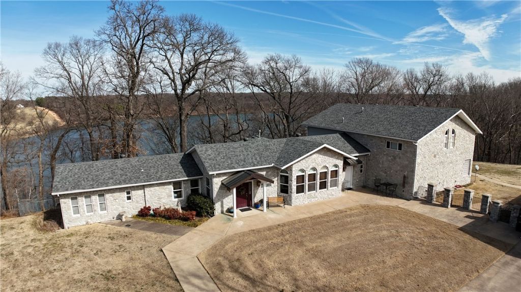 14242 Lake Forrest Heights Road Siloam Springs, AR 72761