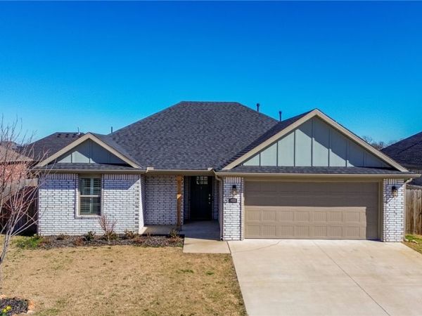 988 Arden Street, Tontitown, AR 72762