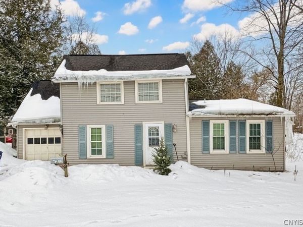 129 College Street, Clinton, NY 13323