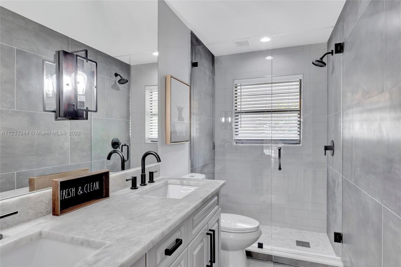 2824 NW 28th Street, Boca Raton, FL 33434 Photo