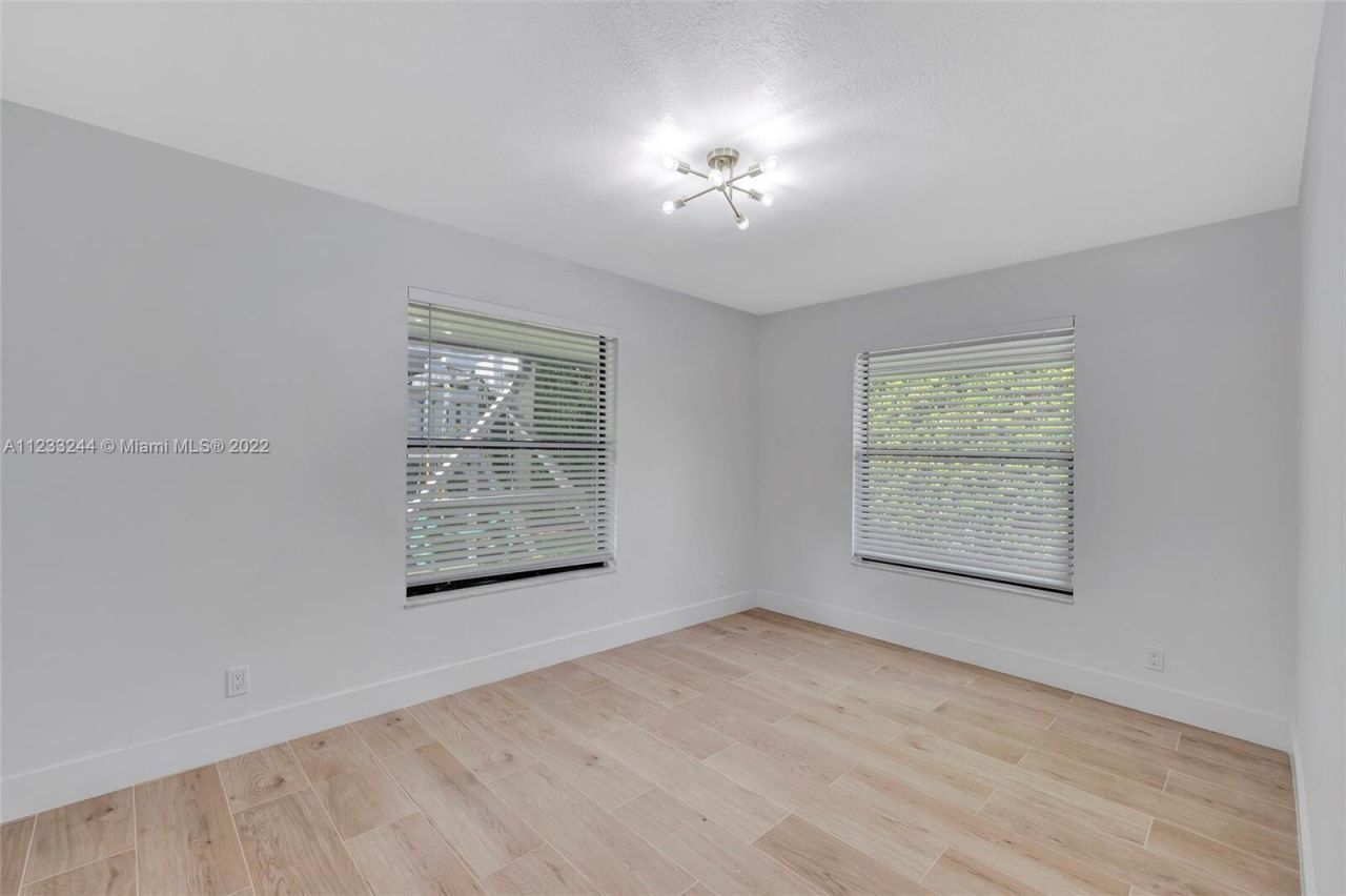 2824 NW 28th Street, Boca Raton, FL 33434 Photo