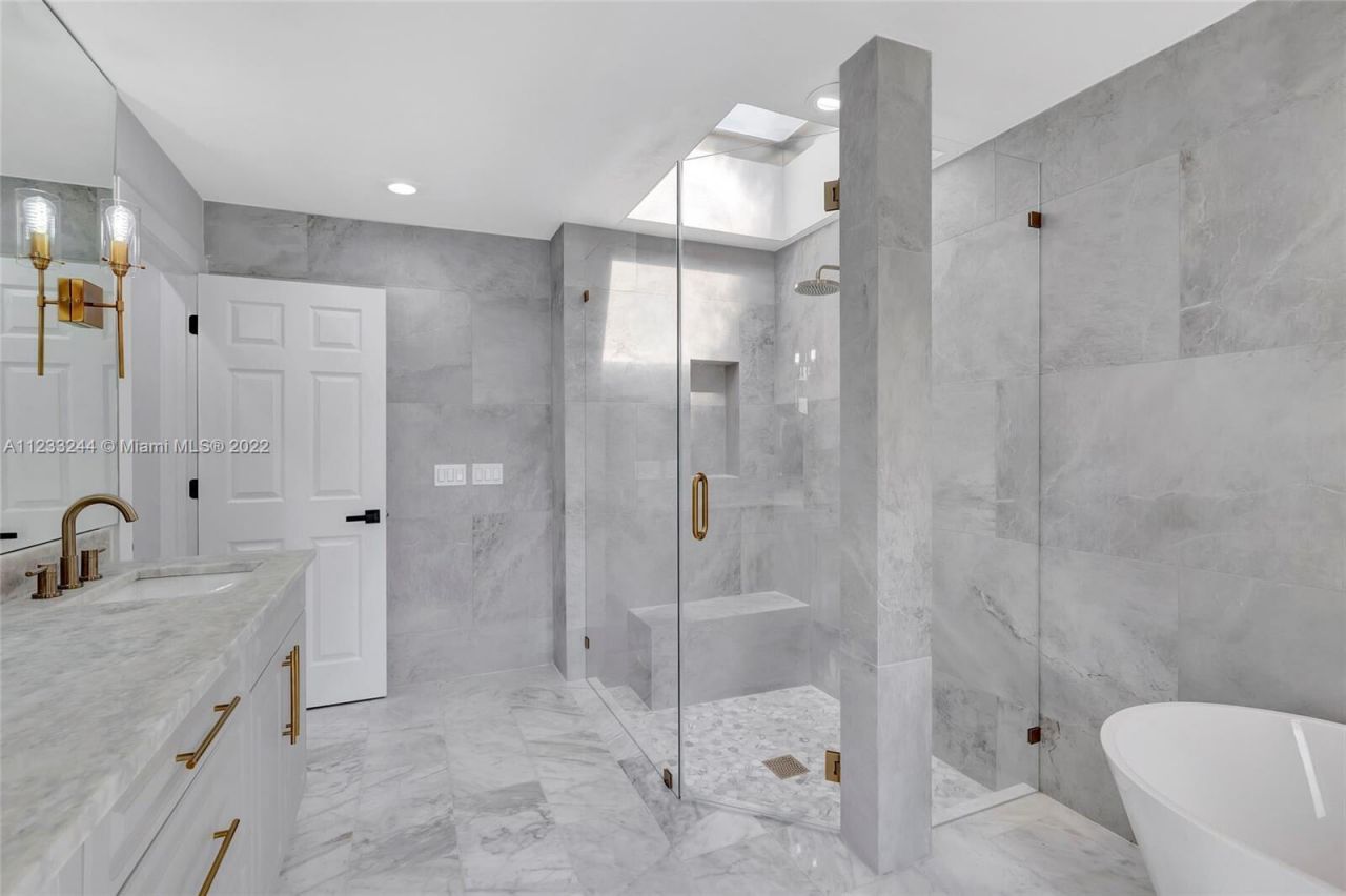 2824 NW 28th Street, Boca Raton, FL 33434 Photo