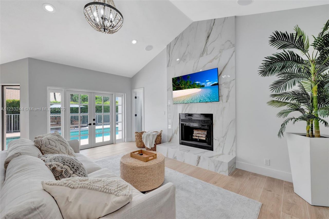 2824 NW 28th Street, Boca Raton, FL 33434 Photo