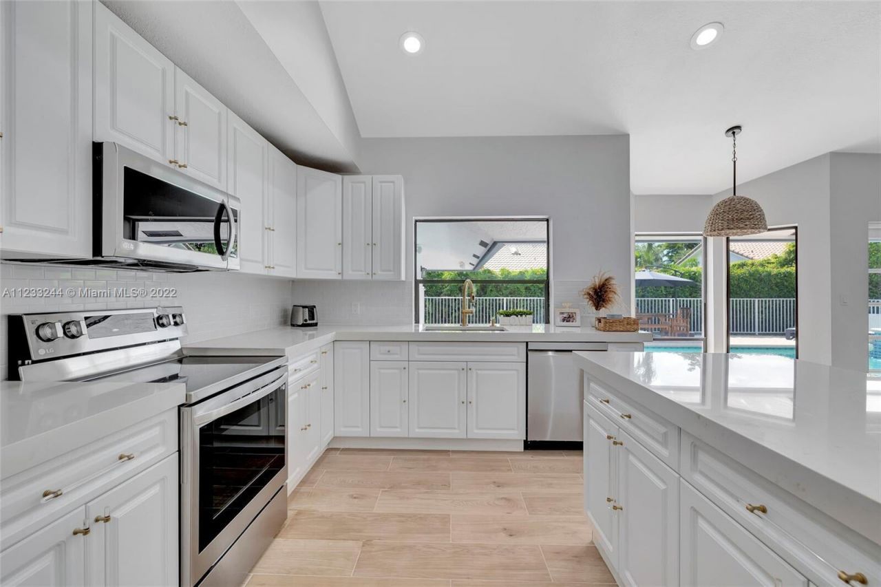 2824 NW 28th Street, Boca Raton, FL 33434 Photo