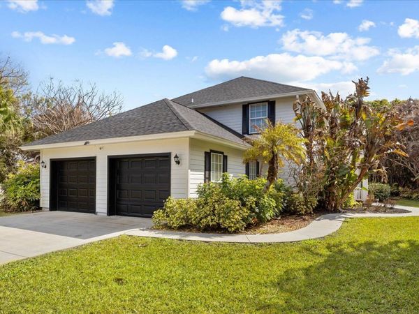 580 42nd Court, Vero Beach, FL 32968