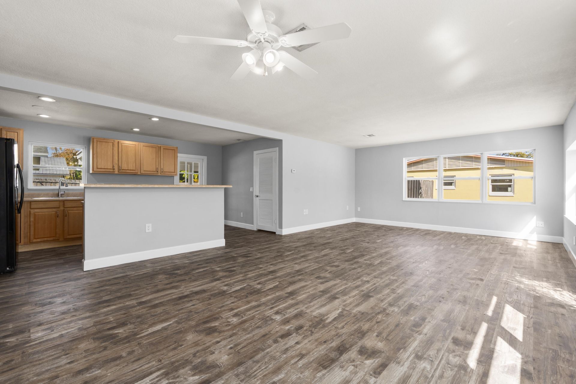 924 SE Dolphin Drive, Stuart, FL 34996 Photo