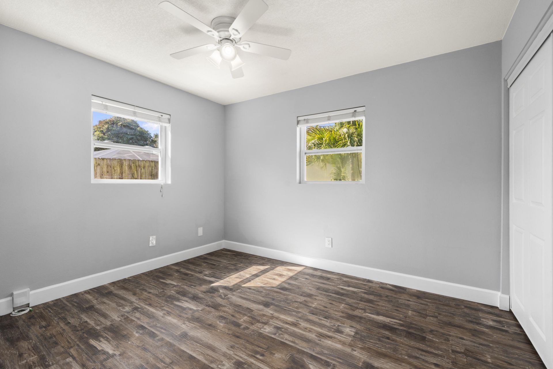 924 SE Dolphin Drive, Stuart, FL 34996 Photo