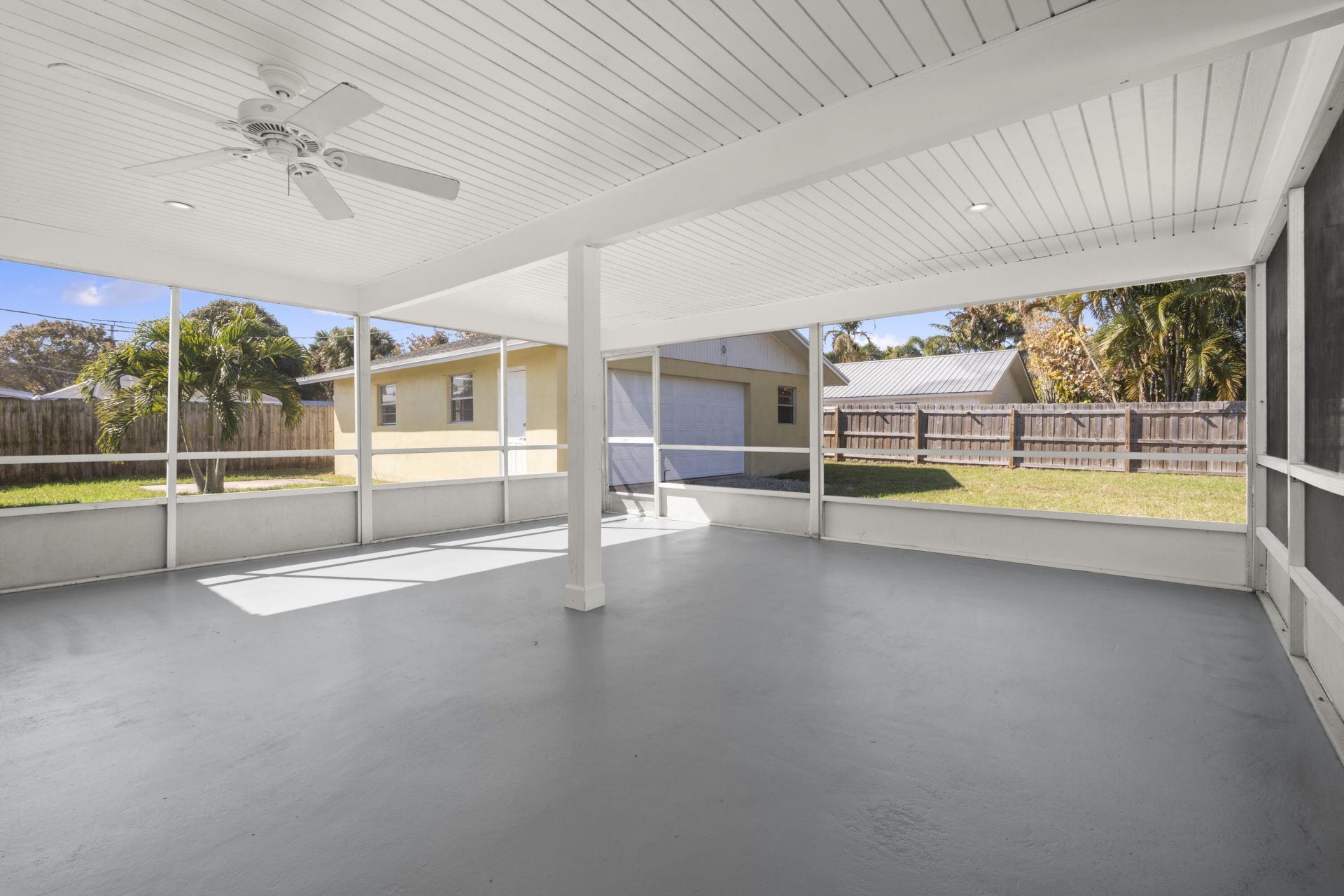 924 SE Dolphin Drive, Stuart, FL 34996 Photo