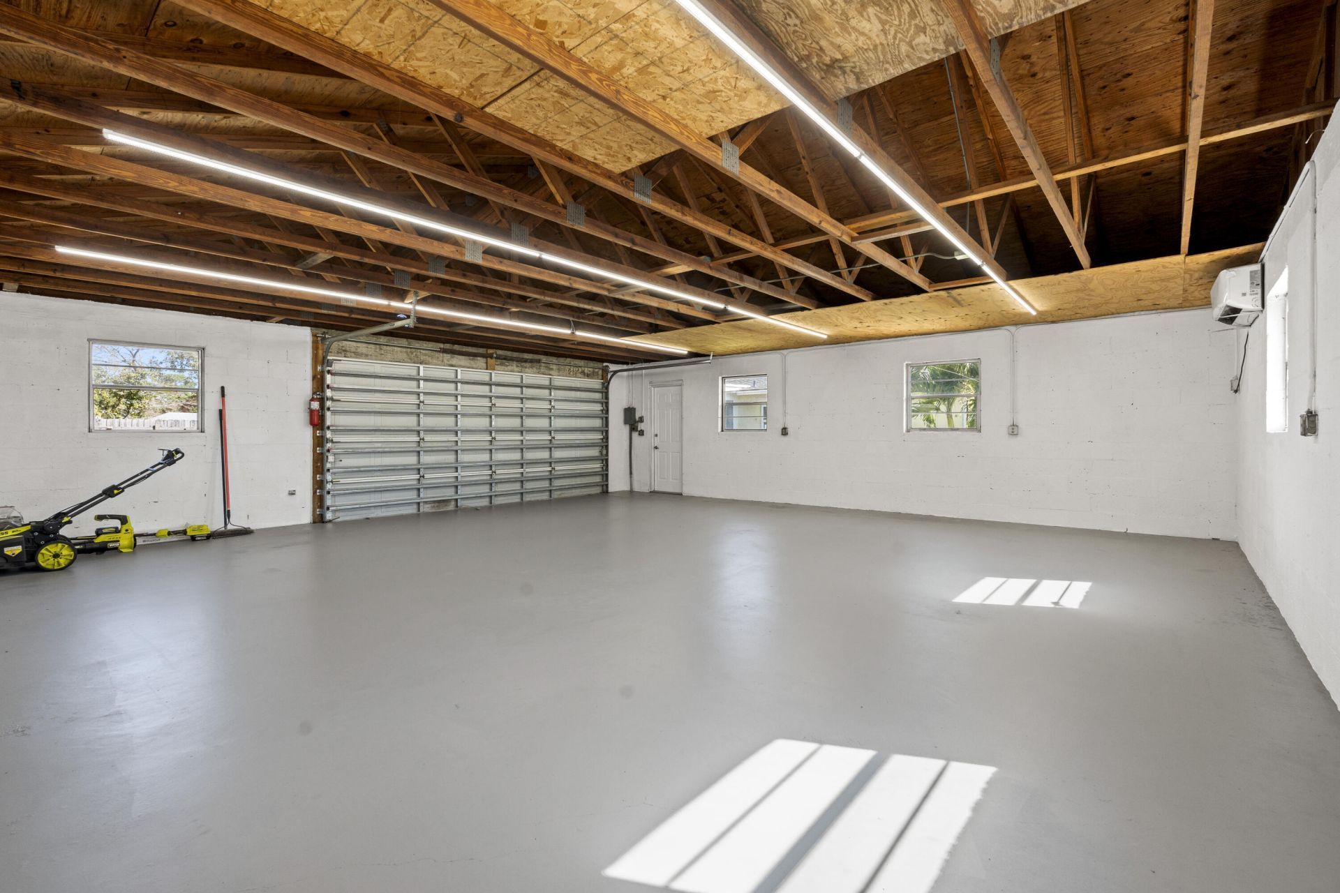 924 SE Dolphin Drive, Stuart, FL 34996 Photo