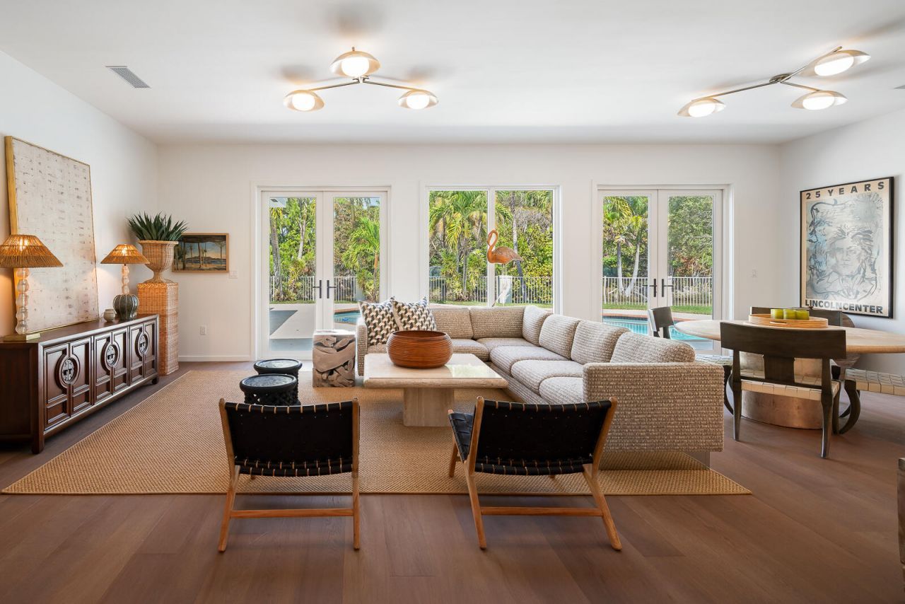 6371 SW 87th Terrace, Pinecrest, FL 33156 Photo