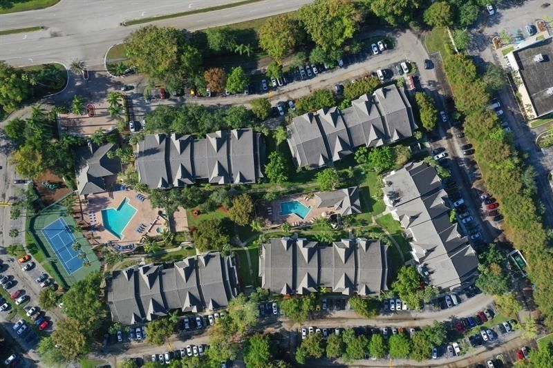 11205 W Atlantic Boulevard, Unit 305, Coral Springs, FL 33071 Photo