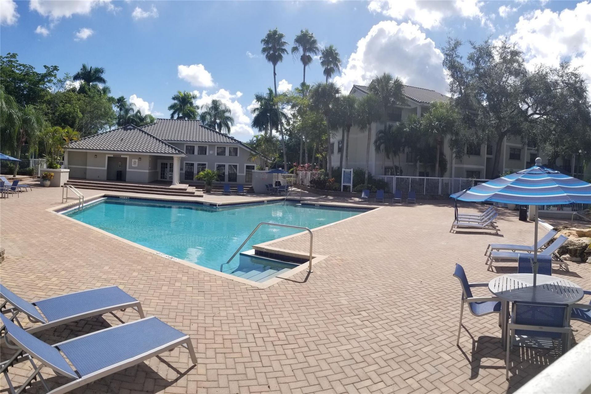 11205 W Atlantic Boulevard, Unit 305, Coral Springs, FL 33071 Photo