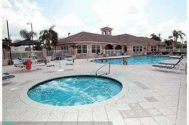 5065 Wiles Road, Unit 302, Coconut Creek, FL 33073 Photo