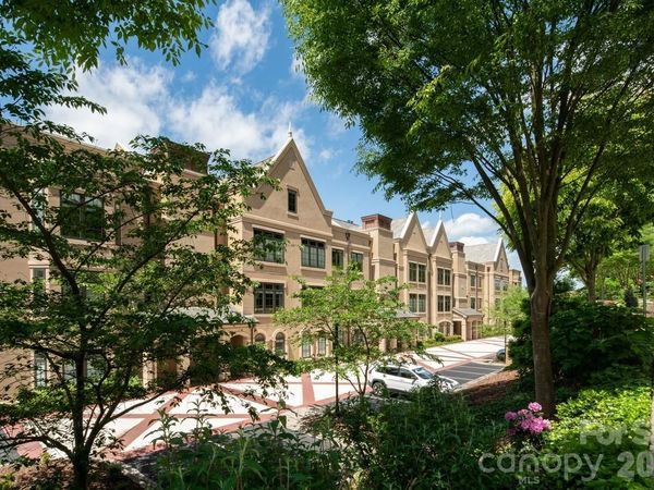 288 Macon Avenue, Unit 301, Asheville, NC 28804