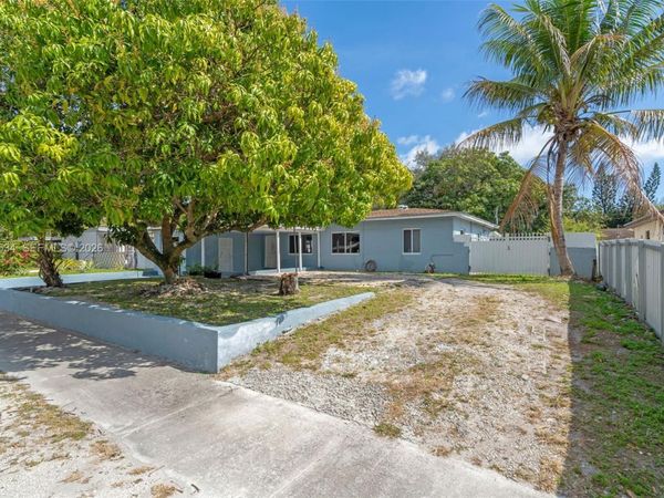 15021 NE 11th Ave, Miami, FL 33161