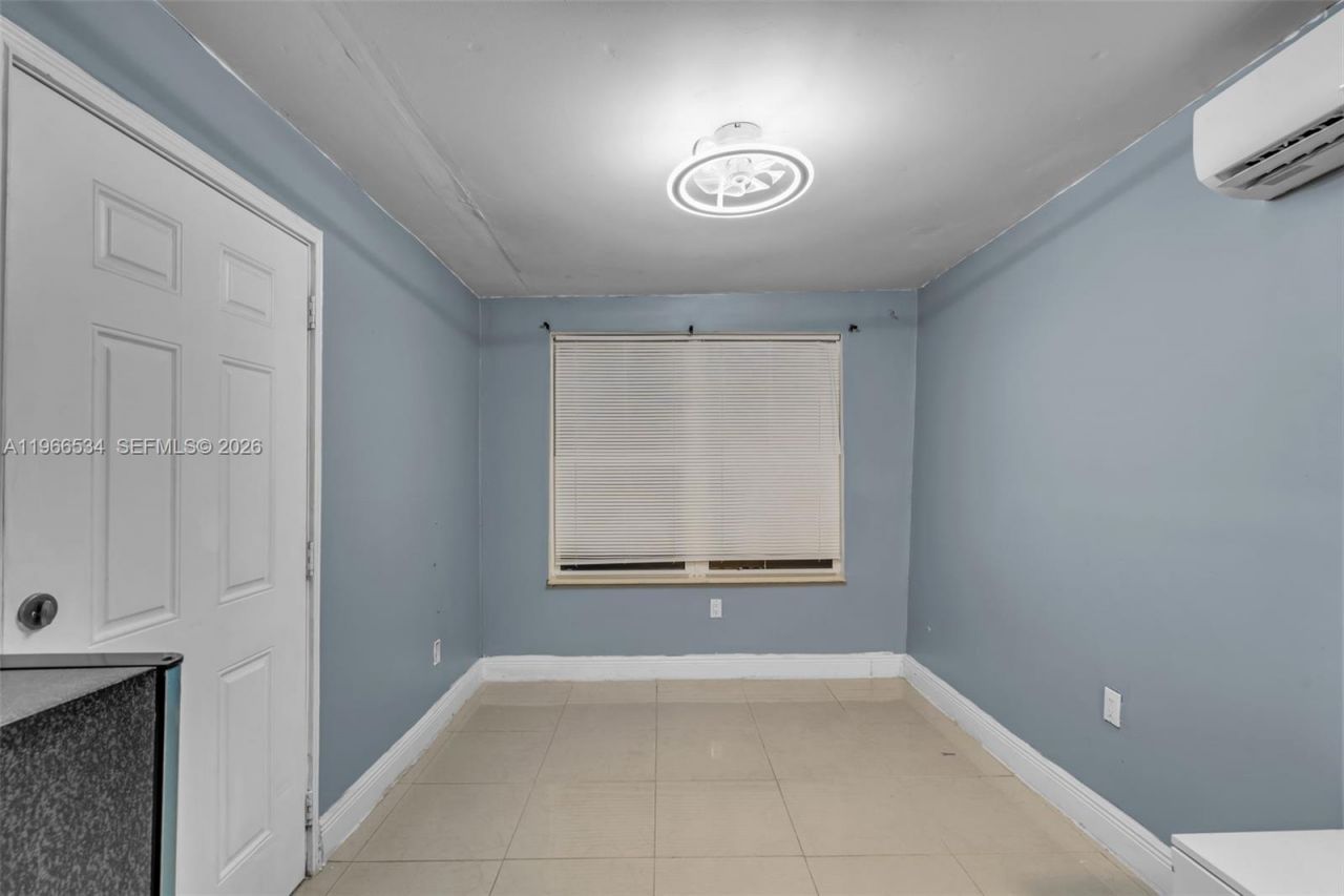 15021 NE 11th Ave, Miami, FL 33161 Photo