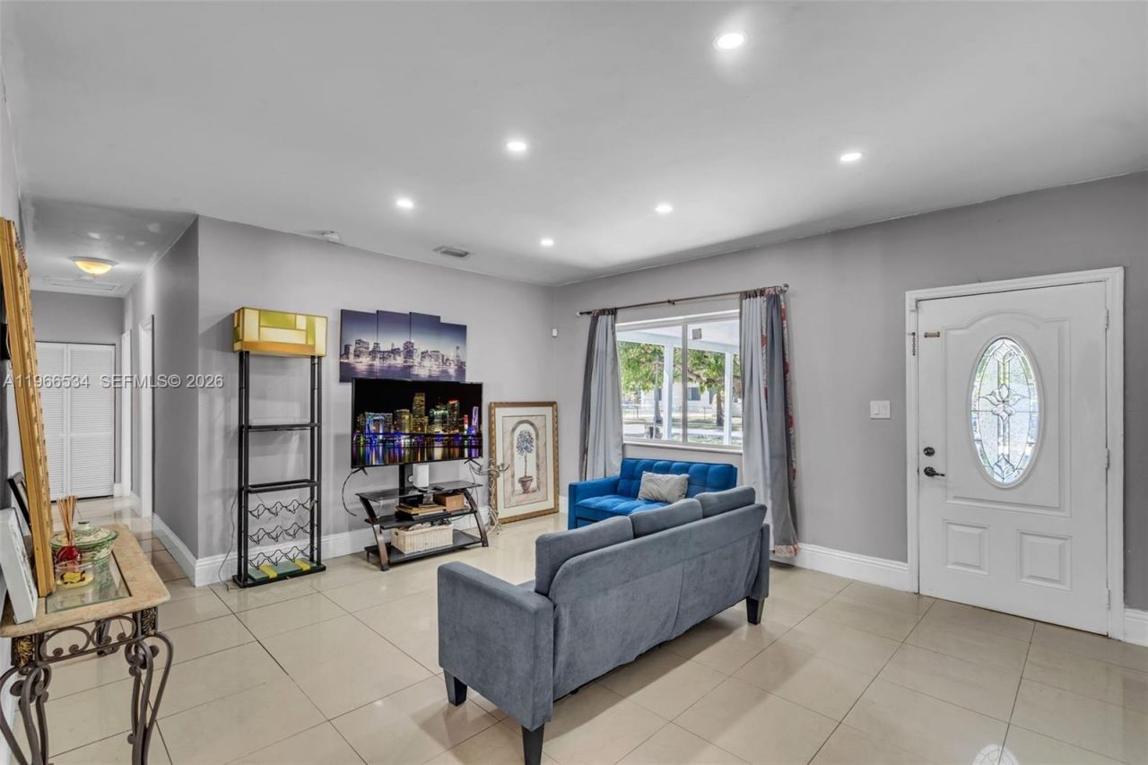 15021 NE 11th Ave, Miami, FL 33161 Photo