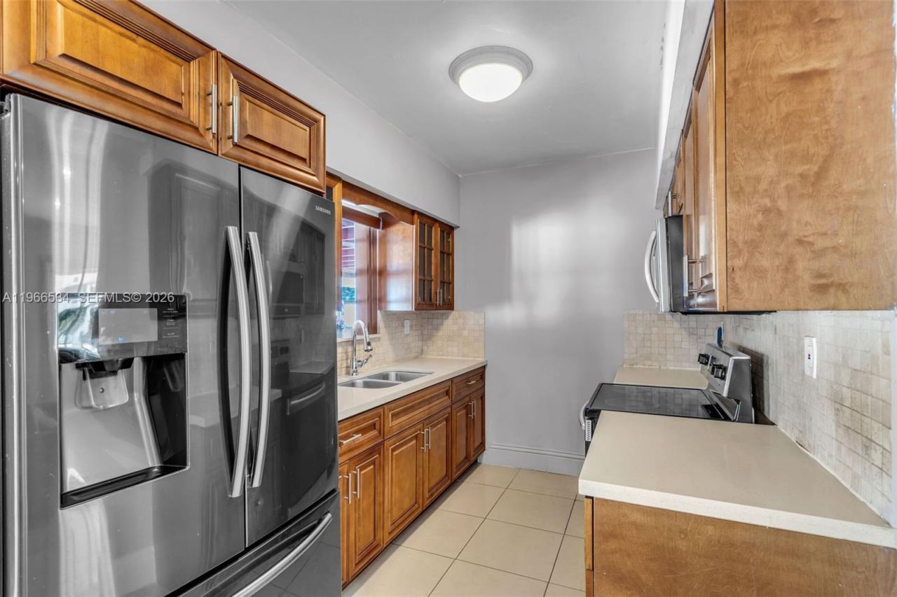 15021 NE 11th Ave, Miami, FL 33161 Photo