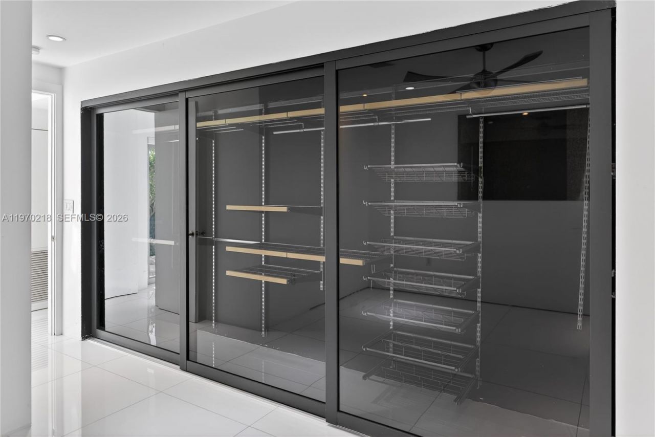 1000 N Shore Dr, Miami Beach, FL 33141 Photo