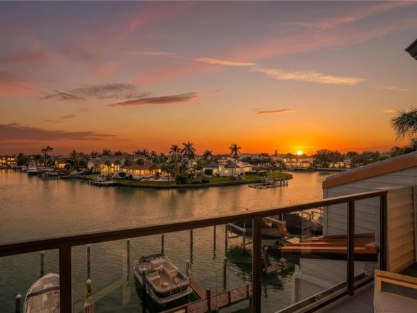 557 PINELLAS BAYWAY S, Unit 311, TIERRA VERDE, FL 33715