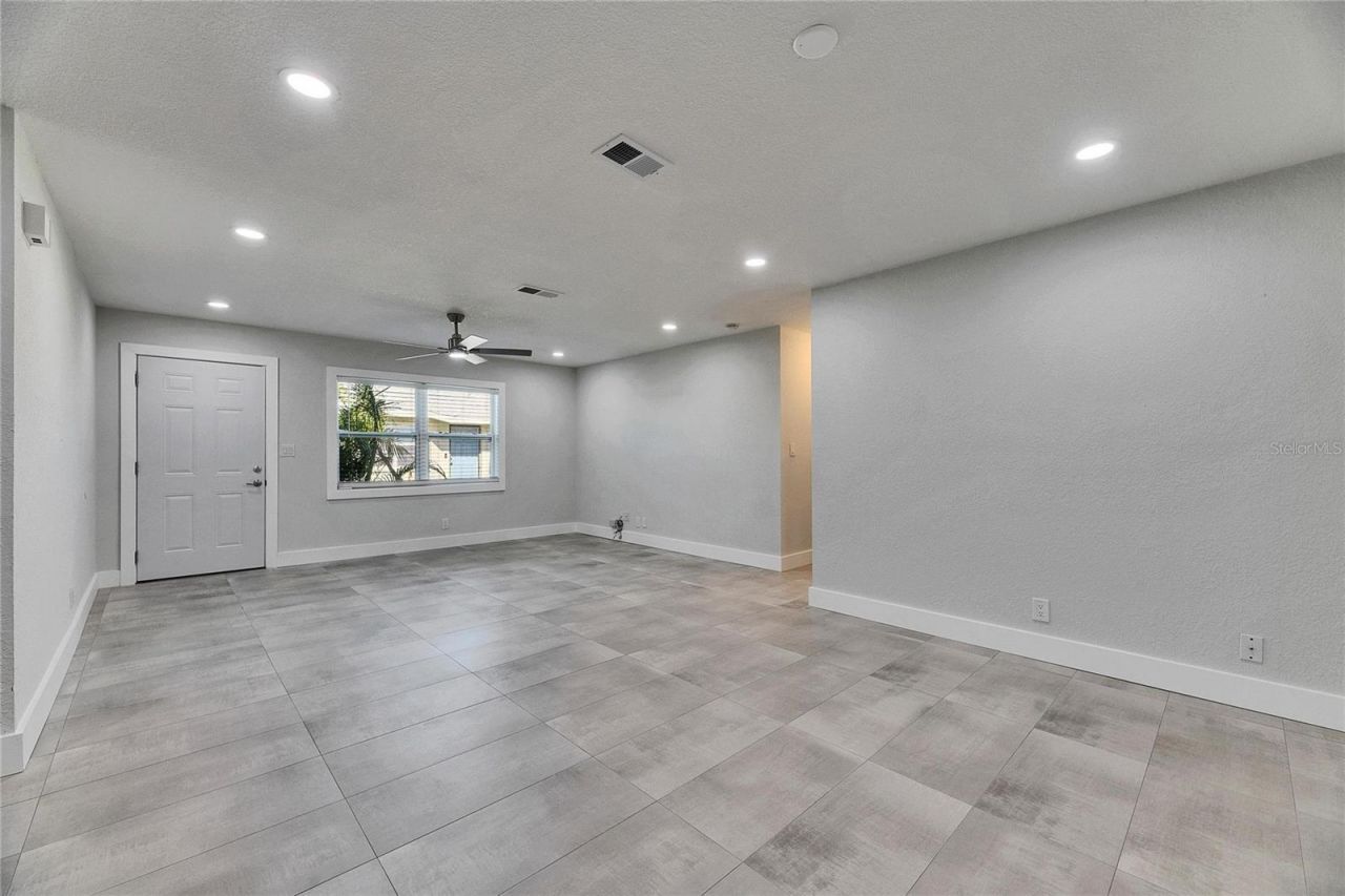 1025 Apollo Beach Boulevard, Unit 1, Apollo Beach, FL 33572 Photo
