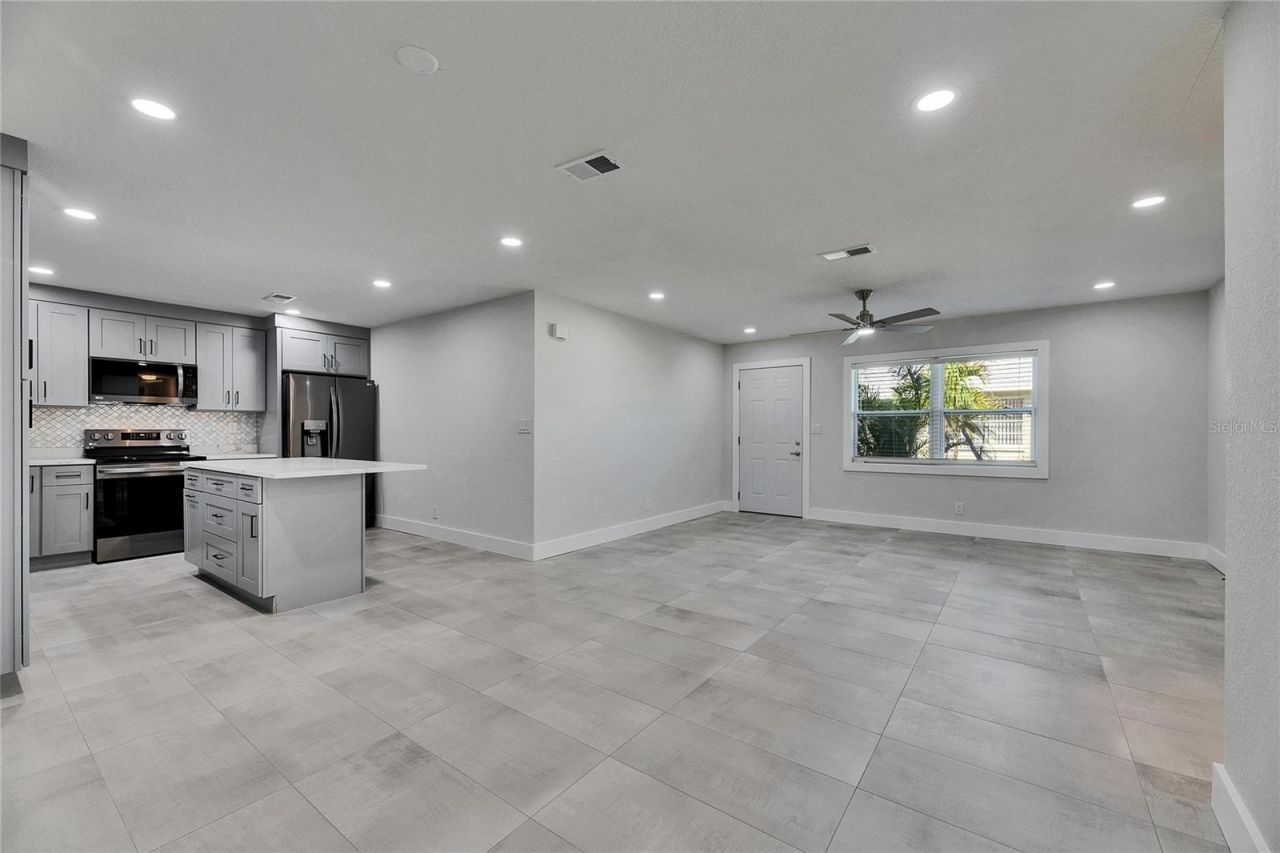 1025 Apollo Beach Boulevard, Unit 1, Apollo Beach, FL 33572 Photo