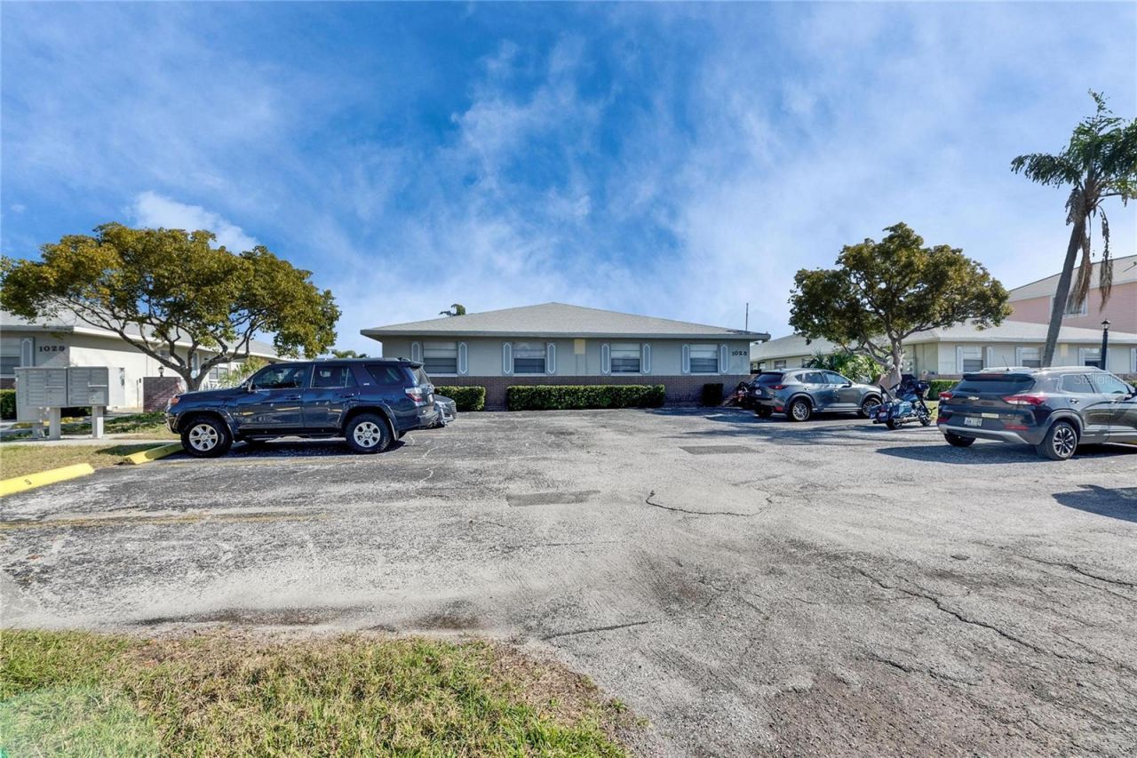 1025 Apollo Beach Boulevard, Unit 1, Apollo Beach, FL 33572 Photo