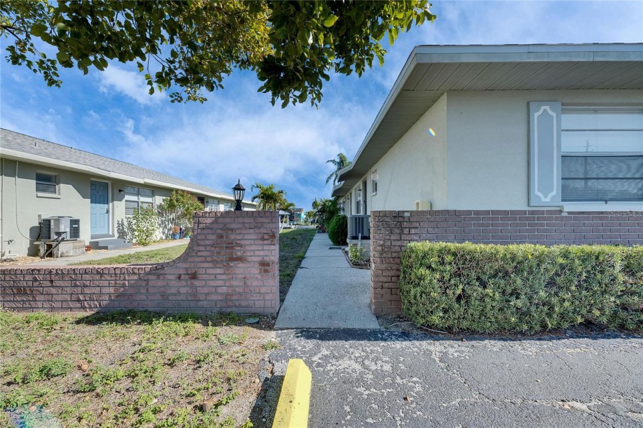 1025 Apollo Beach Boulevard, Unit 1, Apollo Beach, FL 33572 Photo