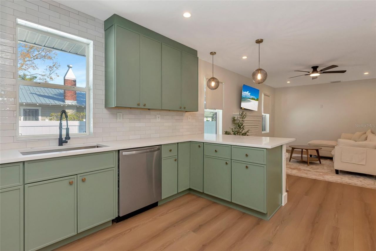 316 27th Street W, Bradenton, FL 34205 Photo